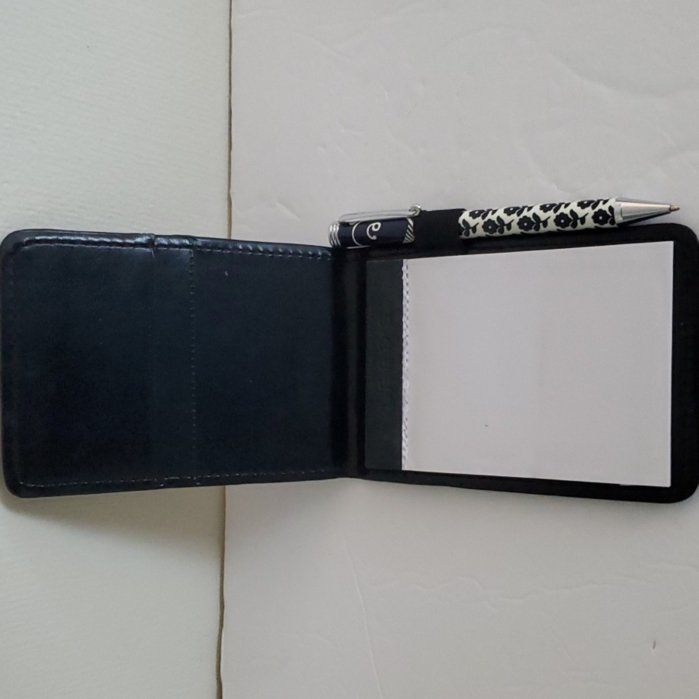 Three Pocket/Purse Note Books - Picture 6 of 10